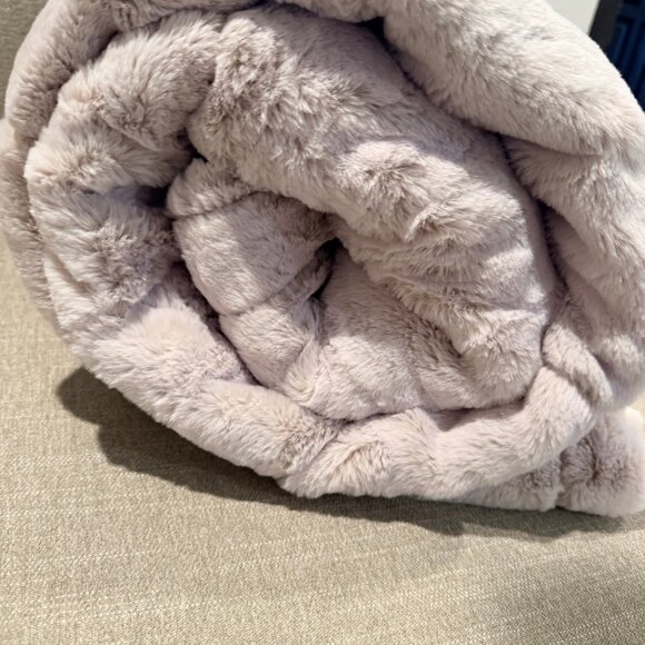 Lovesac Footsac Blanket: Hazelwood Pika Phur - Picture 2 of 3